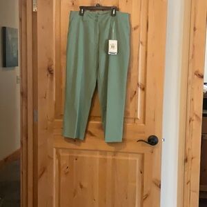 Nike Green Chinos Comfortable Casual Fit